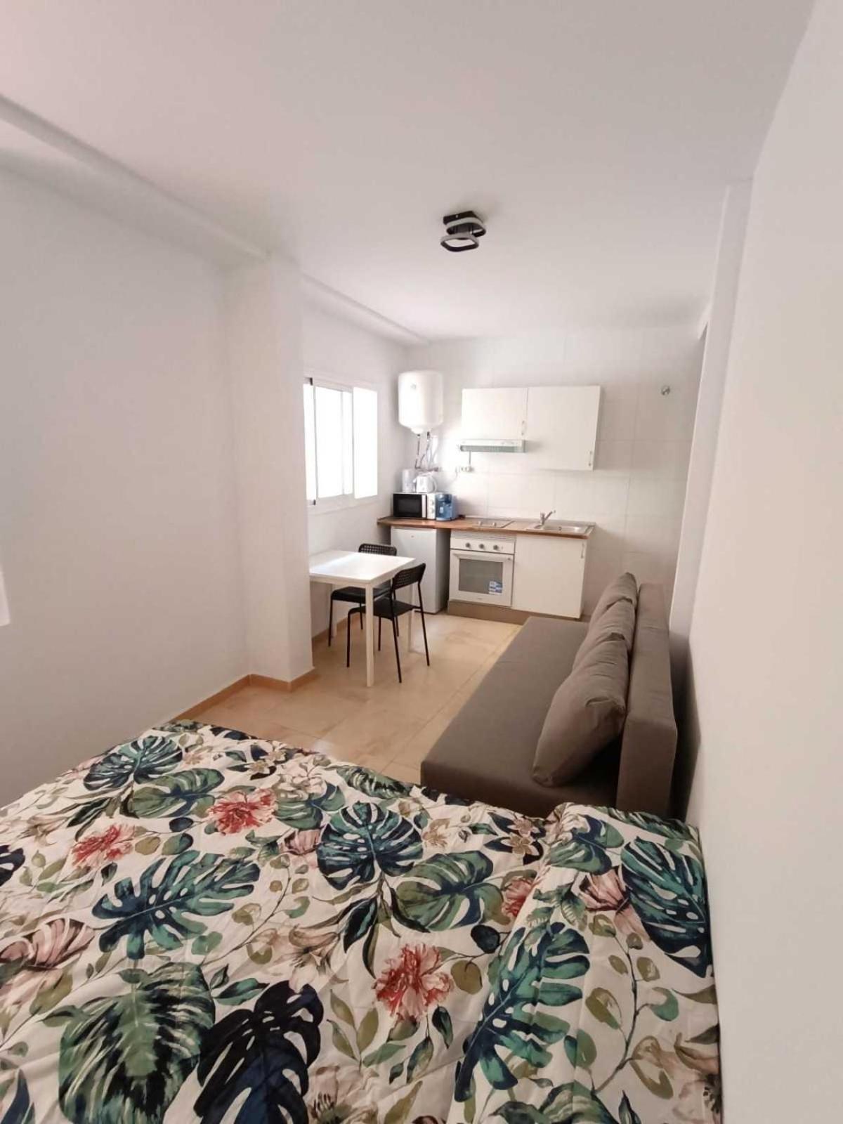 Apartamentos Larios Málaga Zimmer foto